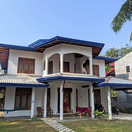 Blooming Villa & Guest Матара Экстерьер фото