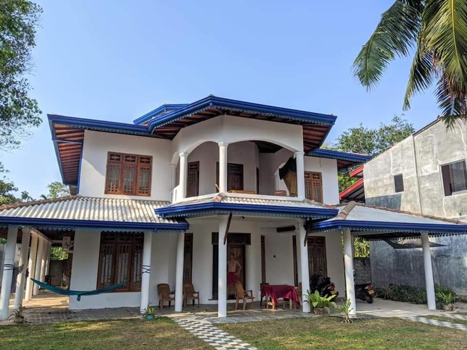 Blooming Villa & Guest Матара Экстерьер фото