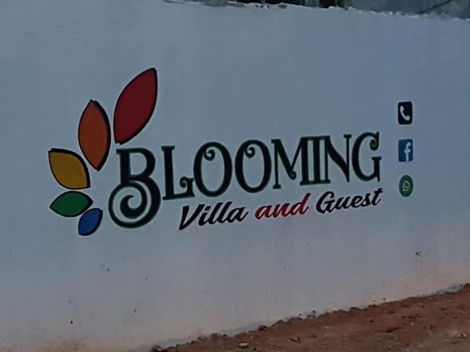 Blooming Villa & Guest Матара Экстерьер фото