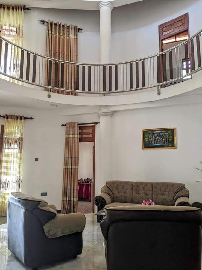 Blooming Villa & Guest Матара Экстерьер фото
